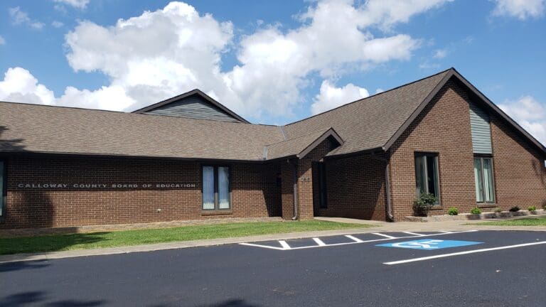 Calloway school board approves $3.96M bond for roof, facility projects