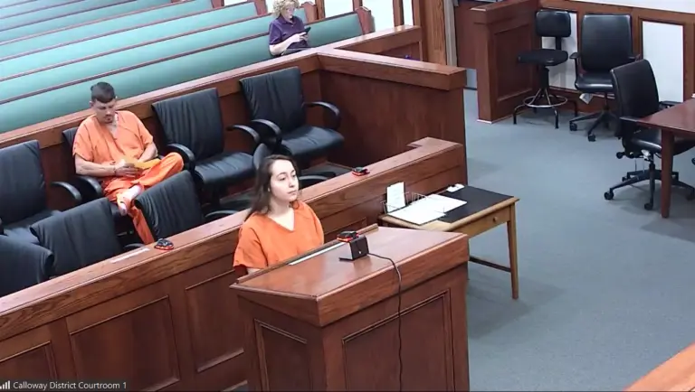 Murray woman arraigned on attempted murder charge after Goodwill stabbing