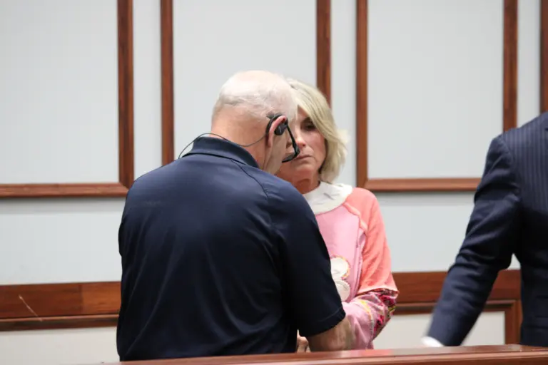 Judge imposes 8-year sentence on Lockhart in elderly theft case