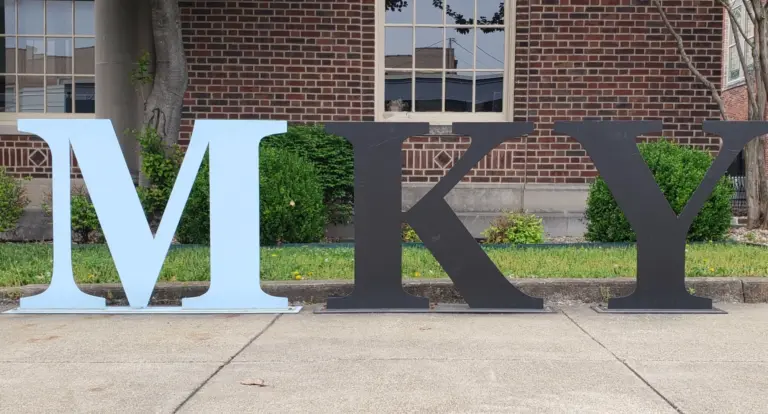 Murray climbs to No. 3 in USA Today small college town rankings